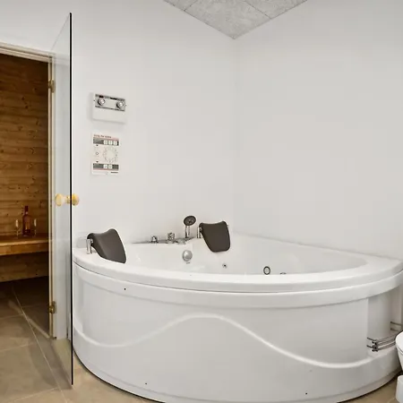 Alka - 500m From The Sea By Interhome * Sjolund